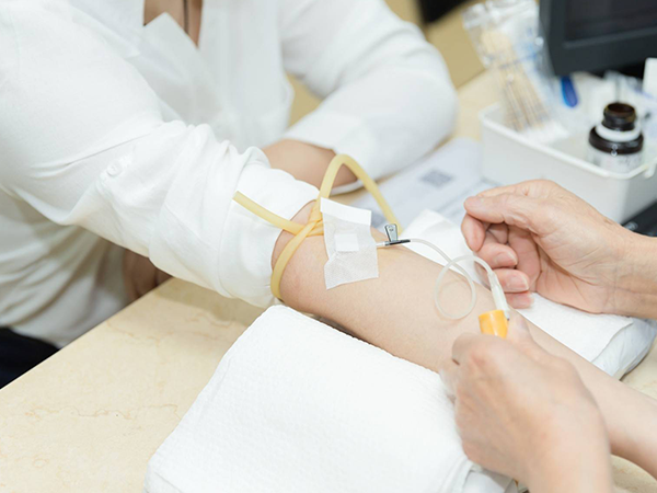 女性进入人工周期后需要检查性激素六项